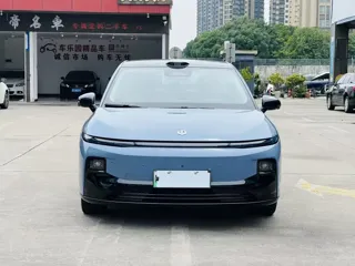 Leapmotor B01 2025 купить из Китая, цена 3 063 000 ₽ — Suifenhe Auto