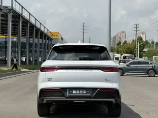 BYD Song Pro NEV 2025 купить из Китая, цена 2 968 000 ₽ — Suifenhe Auto