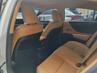 Lexus ES 2024 купить из Китая, цена 4 481 000 ₽ — Suifenhe Auto