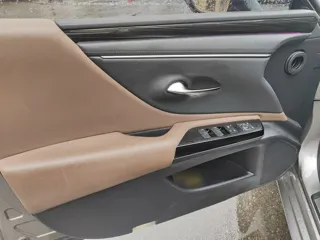 Lexus ES 2024 купить из Китая, цена 7 371 000 ₽ — Suifenhe Auto