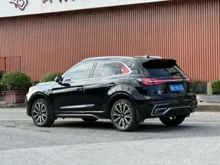 Hongqi HS5 2024 купить из Китая, цена 3 559 000 ₽ — Suifenhe Auto