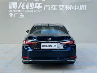 Lexus ES 2024 купить из Китая, цена 7 697 000 ₽ — Suifenhe Auto