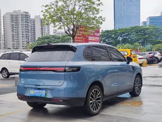 Leapmotor B10 2025 купить из Китая, цена 3 023 000 ₽ — Suifenhe Auto