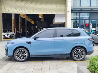 Leapmotor B10 2025 купить из Китая, цена 3 023 000 ₽ — Suifenhe Auto