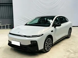 Leapmotor B01 2025 купить из Китая, цена 3 023 000 ₽ — Suifenhe Auto