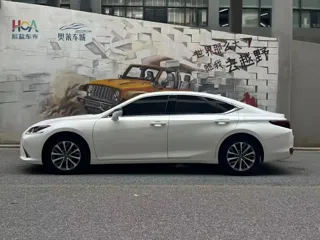 Lexus ES 2024 купить из Китая, цена 4 849 000 ₽ — Suifenhe Auto