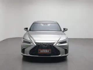 Lexus ES 2024 купить из Китая, цена 7 463 000 ₽ — Suifenhe Auto