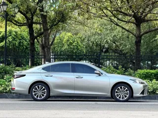 Lexus ES 2025 купить из Китая, цена 7 942 000 ₽ — Suifenhe Auto