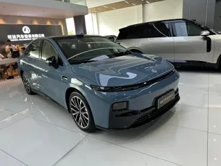 Leapmotor B01 2025 купить из Китая, цена 3 023 000 ₽ — Suifenhe Auto