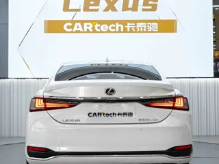 Lexus ES 2024 купить из Китая, цена 7 654 000 ₽ — Suifenhe Auto