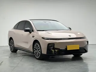 Leapmotor B01 2025 купить из Китая, цена 2 916 000 ₽ — Suifenhe Auto