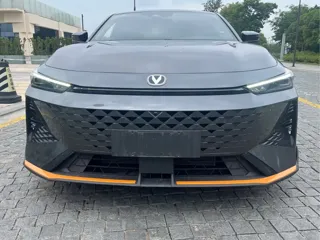 Changan UNI-V 2024 купить из Китая, цена 2 413 000 ₽ — Suifenhe Auto