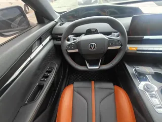 Changan UNI-V 2024 купить из Китая, цена 2 561 000 ₽ — Suifenhe Auto