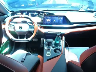 Changan UNI-V 2024 купить из Китая, цена 2 974 000 ₽ — Suifenhe Auto