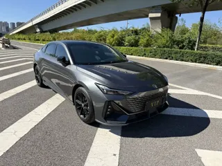 Changan UNI-V 2024 купить из Китая, цена 2 654 000 ₽ — Suifenhe Auto