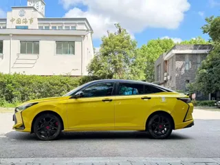 Dongfeng Aeolus Yixuan 2022 купить из Китая, цена 912 000 ₽ — Suifenhe Auto
