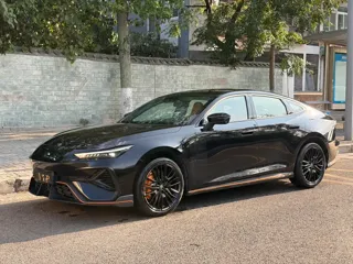 Changan UNI-V 2025