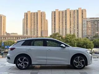 Audi Q4 e-tron 2023 купить из Китая, цена 4 145 000 ₽ — Suifenhe Auto