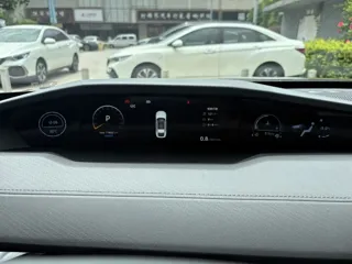 Changan UNI-V 2025 купить из Китая, цена 2 634 000 ₽ — Suifenhe Auto
