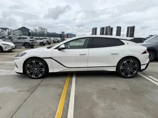 Denza Z9 2024 купить из Китая, цена 7 611 000 ₽ — Suifenhe Auto