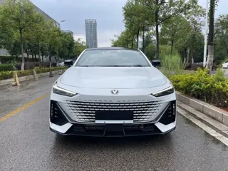 Changan UNI-V 2023 купить из Китая, цена 2 529 000 ₽ — Suifenhe Auto