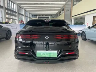 Denza Z9 2024 купить из Китая, цена 8 243 000 ₽ — Suifenhe Auto