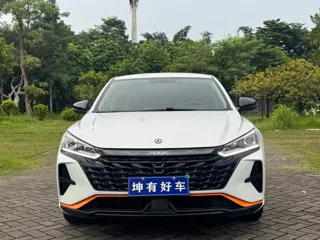 Dongfeng Aeolus Yixuan 2023 купить из Китая, цена 1 072 000 ₽ — Suifenhe Auto