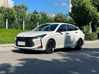 Dongfeng Aeolus Yixuan 2023 купить из Китая, цена 1 055 000 ₽ — Suifenhe Auto