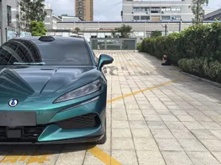 Denza Z9 2026 купить из Китая, цена 7 684 000 ₽ — Suifenhe Auto