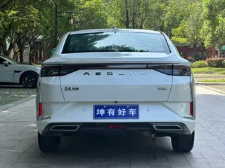Dongfeng Aeolus Yixuan 2019 купить из Китая, цена 1 124 000 ₽ — Suifenhe Auto