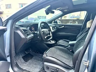 Audi Q4 e-tron 2023 купить из Китая, цена 4 218 000 ₽ — Suifenhe Auto