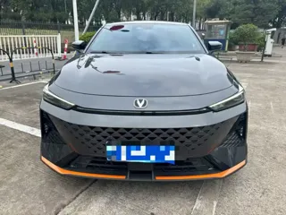 Changan UNI-V 2024 купить из Китая, цена 2 609 000 ₽ — Suifenhe Auto