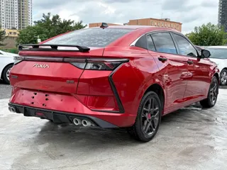 Dongfeng Aeolus Yixuan 2021 купить из Китая, цена 1 215 000 ₽ — Suifenhe Auto