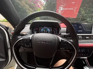 Dongfeng Aeolus Yixuan 2021 купить из Китая, цена 1 168 000 ₽ — Suifenhe Auto
