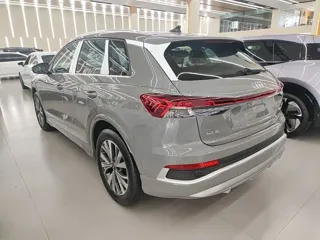 Audi Q4 e-tron 2026 купить из Китая, цена 4 232 000 ₽ — Suifenhe Auto