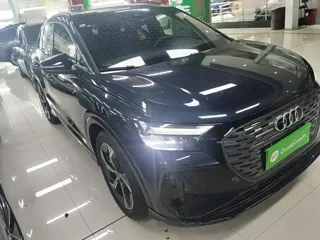 Audi Q4 e-tron 2023 купить из Китая, цена 4 430 000 ₽ — Suifenhe Auto