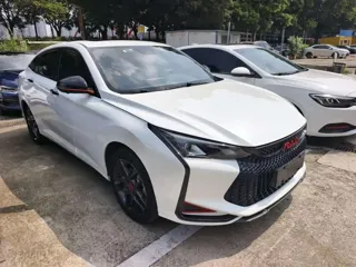 Dongfeng Aeolus Yixuan 2022 купить из Китая, цена 941 000 ₽ — Suifenhe Auto
