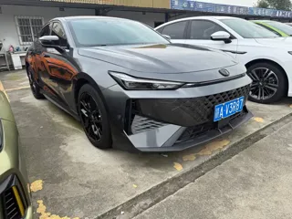 Changan UNI-V 2024 купить из Китая, цена 2 547 000 ₽ — Suifenhe Auto
