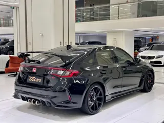 Honda Civic 2023 купить из Китая, цена 7 008 000 ₽ — Suifenhe Auto