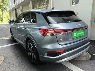 Audi Q4 e-tron 2023 купить из Китая, цена 4 804 000 ₽ — Suifenhe Auto