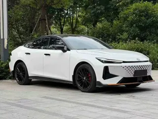 Changan UNI-V 2024 купить из Китая, цена 2 557 000 ₽ — Suifenhe Auto