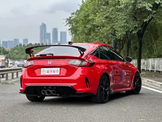 Honda Civic 2024 купить из Китая, цена 7 217 000 ₽ — Suifenhe Auto