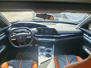 Changan UNI-V 2024 купить из Китая, цена 2 577 000 ₽ — Suifenhe Auto