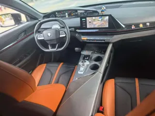 Changan UNI-V 2024 купить из Китая, цена 2 578 000 ₽ — Suifenhe Auto