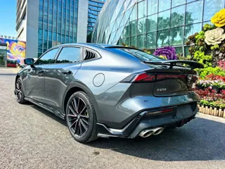 Changan UNI-V 2024 купить из Китая, цена 2 451 000 ₽ — Suifenhe Auto