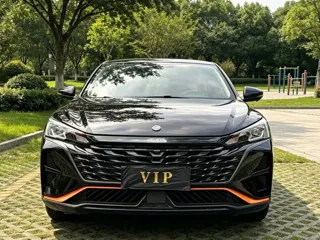 Dongfeng Aeolus Yixuan 2023 купить из Китая, цена 936 000 ₽ — Suifenhe Auto