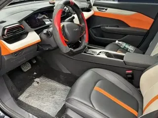 Dongfeng Aeolus Yixuan 2023 купить из Китая, цена 936 000 ₽ — Suifenhe Auto