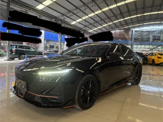 Changan UNI-V 2024 купить из Китая, цена 2 555 000 ₽ — Suifenhe Auto