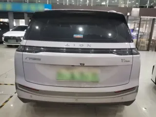 Aion Y 2023 купить из Китая, цена 3 348 000 ₽ — Suifenhe Auto