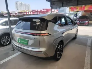 Aion Y 2023 купить из Китая, цена 3 114 000 ₽ — Suifenhe Auto